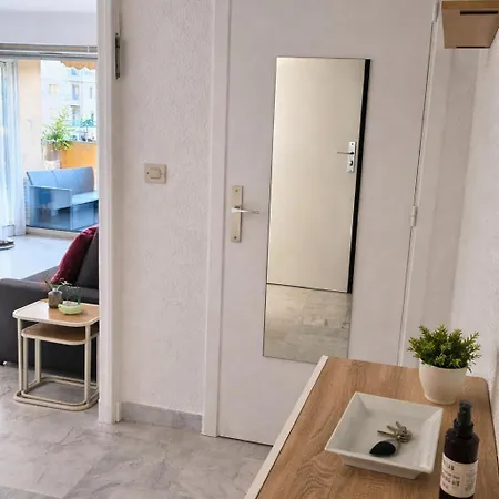 Le Bricka Cosy Proche Et Centre Antibes